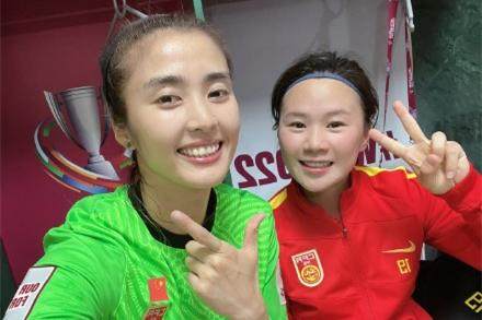 乐鱼电竞平台-进攻尖刀动如脱兔 肖裕仪亚洲杯首亮相两传一射